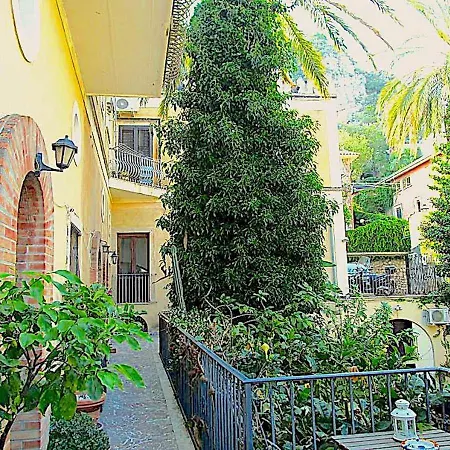 Arche Apartment Taormina Exterior photo